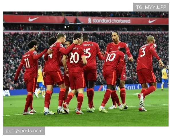 转会传闻：佛罗伦萨中卫米伦科维奇成为多家英超球队目标，其出球能力适配多套体系