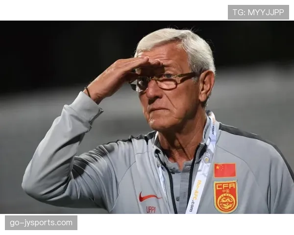 特写：39岁的莫德里奇替补登场，用一次精准长传发动致命反击